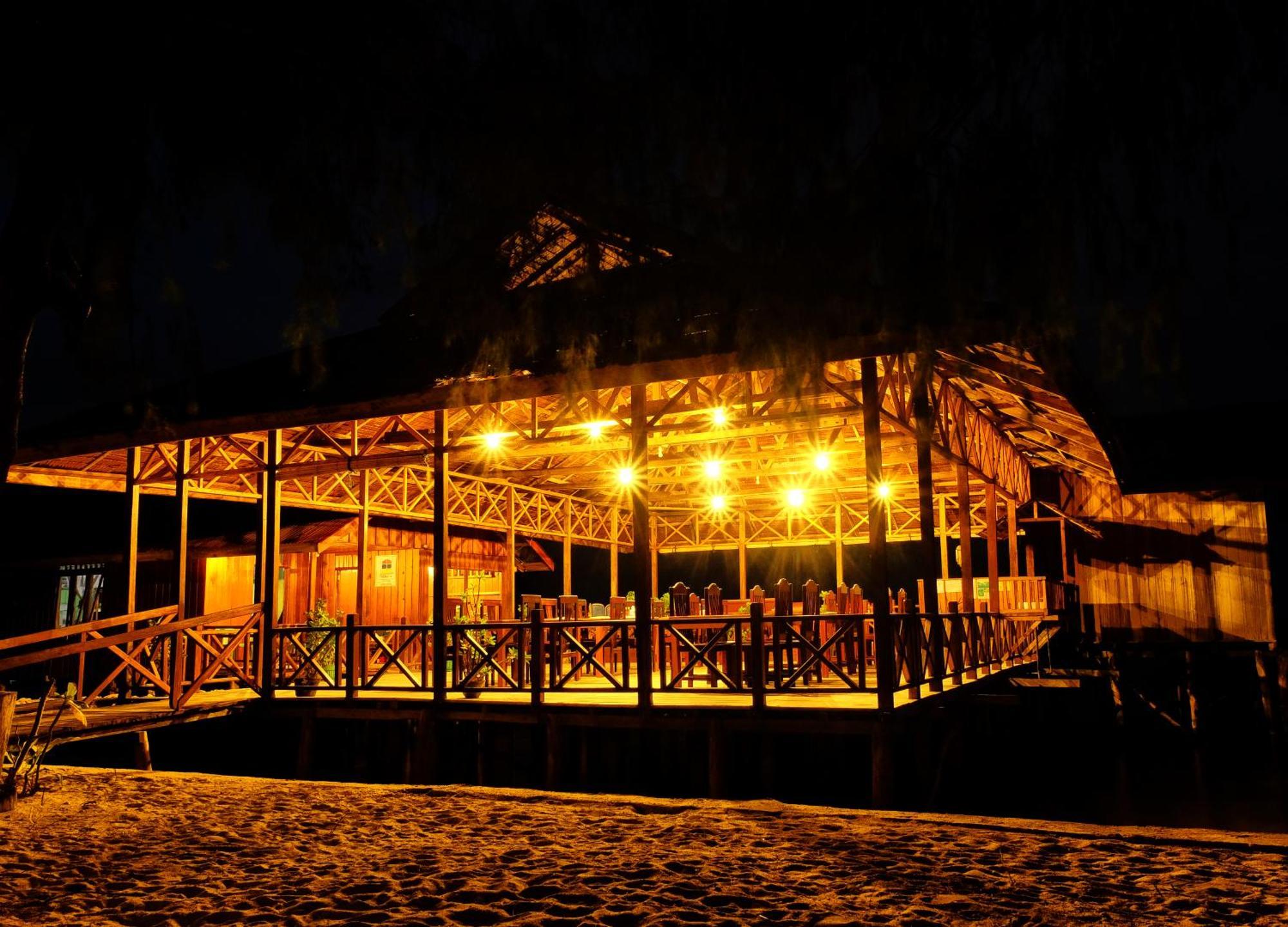Bolilanga Island Resort - Togean Island Angkayo Екстериор снимка