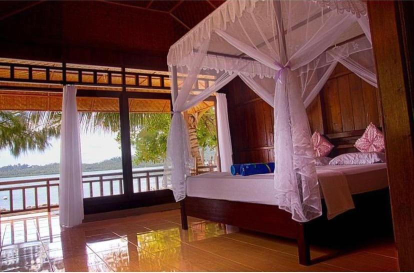 Bolilanga Island Resort - Togean Island Angkayo Екстериор снимка
