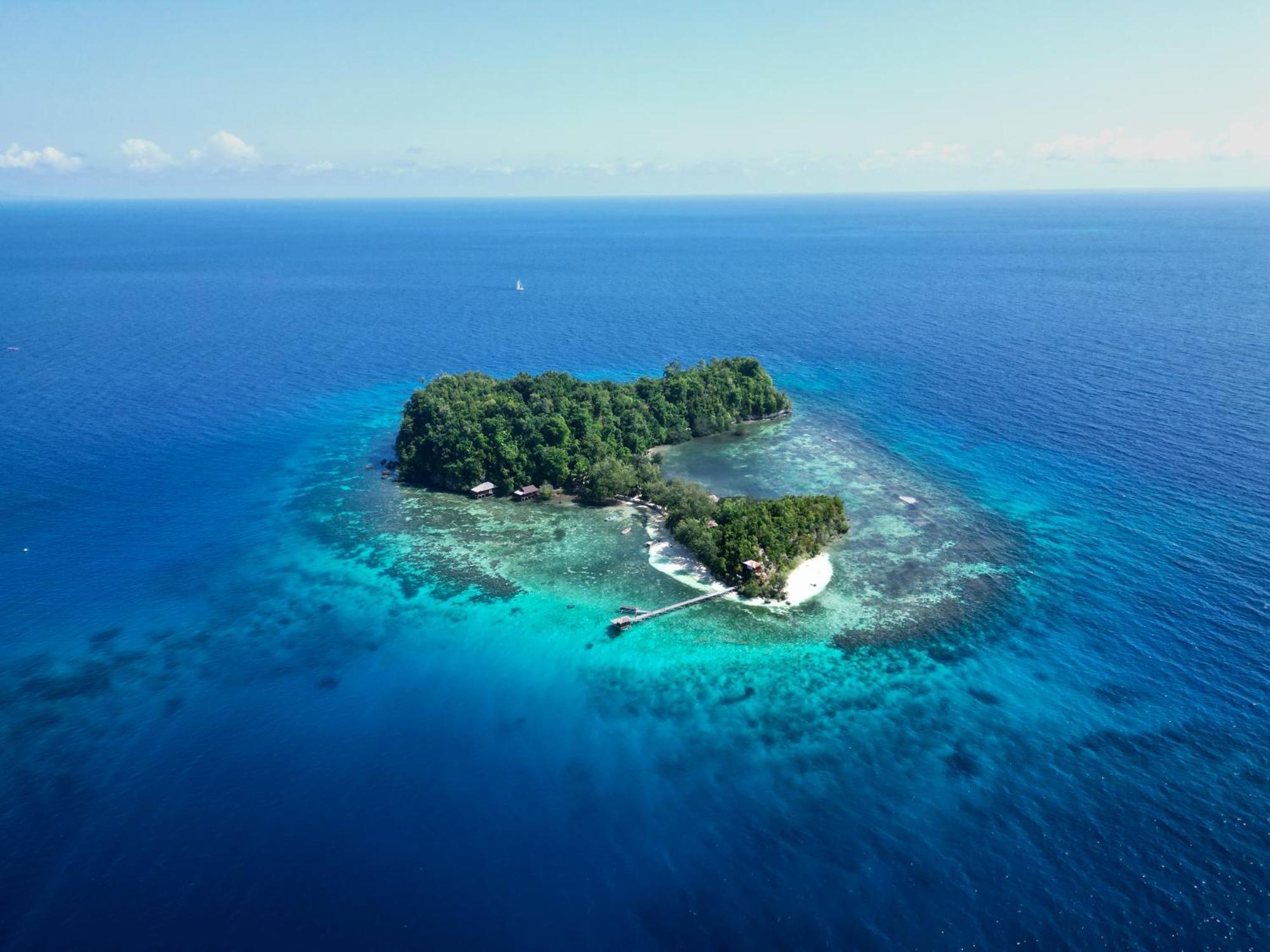 Bolilanga Island Resort - Togean Island Angkayo Екстериор снимка