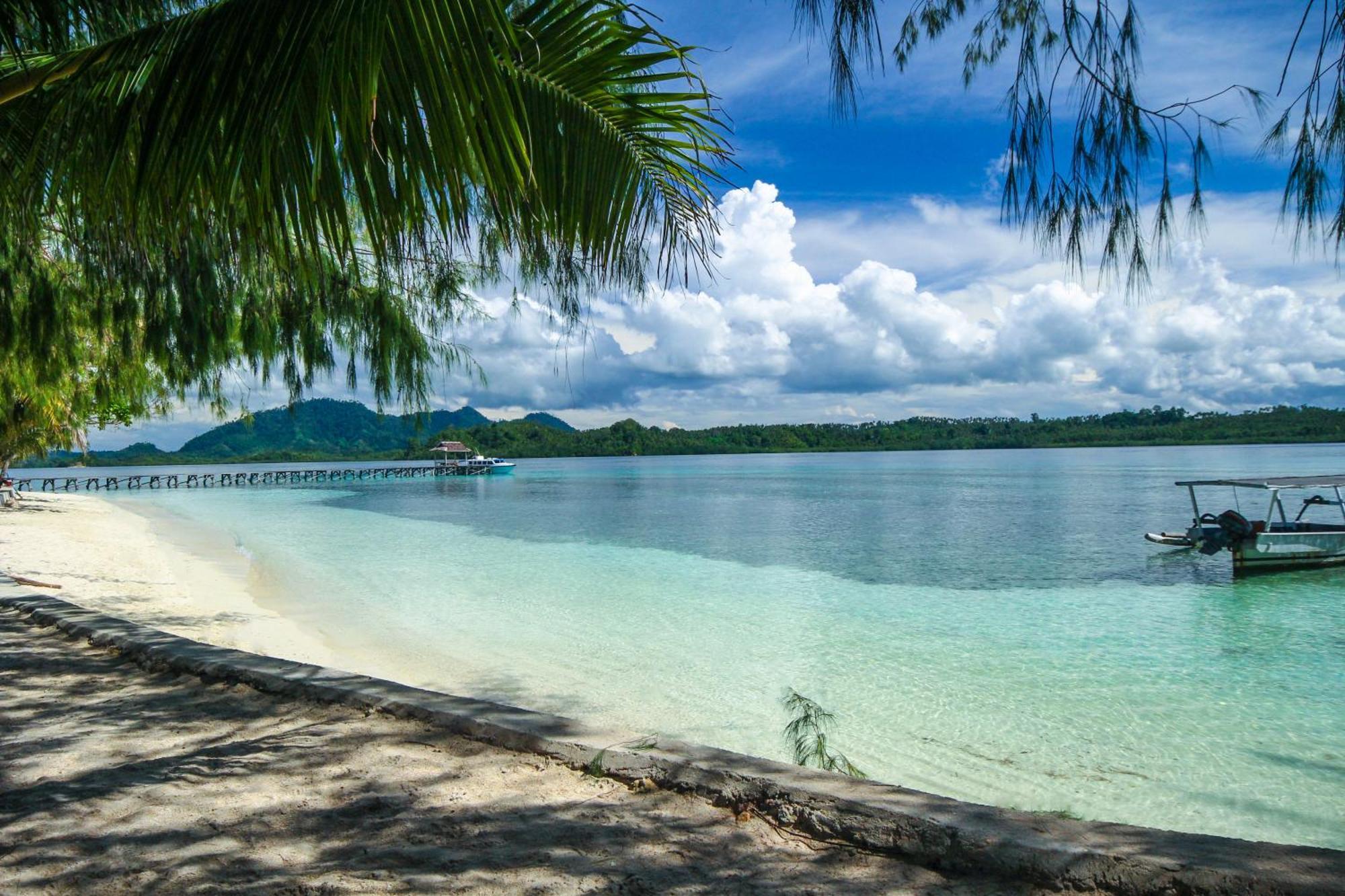 Bolilanga Island Resort - Togean Island Angkayo Екстериор снимка