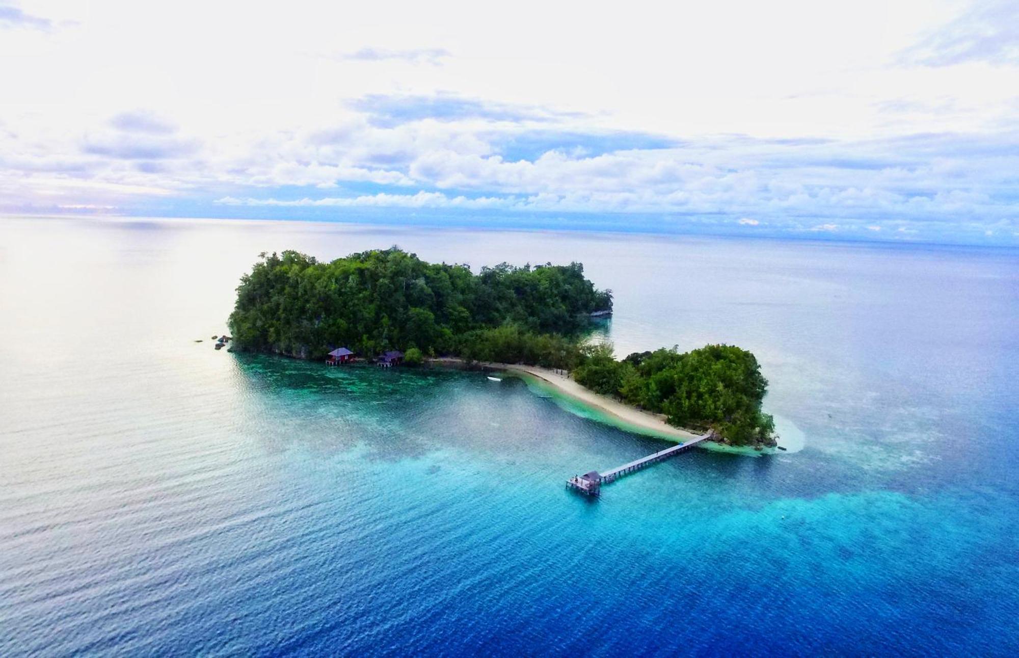 Bolilanga Island Resort - Togean Island Angkayo Екстериор снимка
