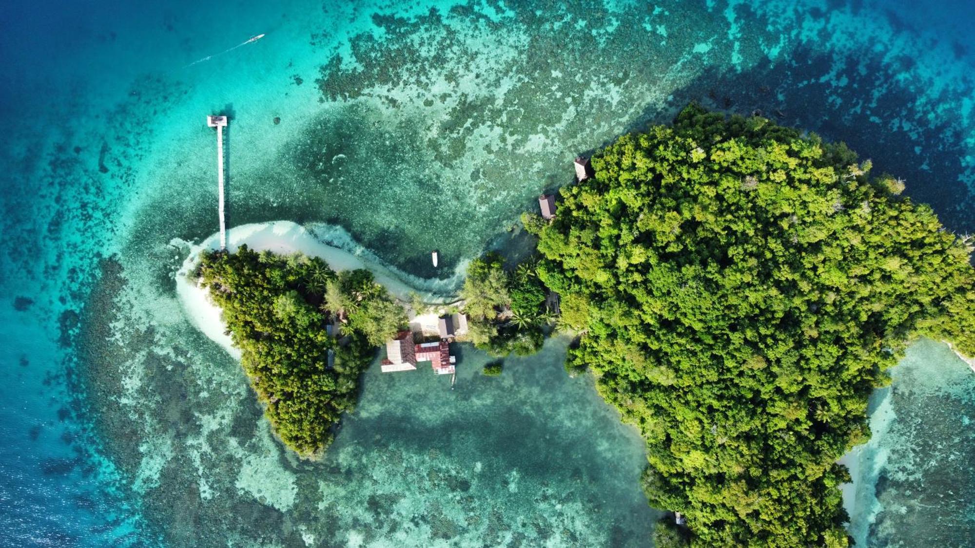 Bolilanga Island Resort - Togean Island Angkayo Екстериор снимка