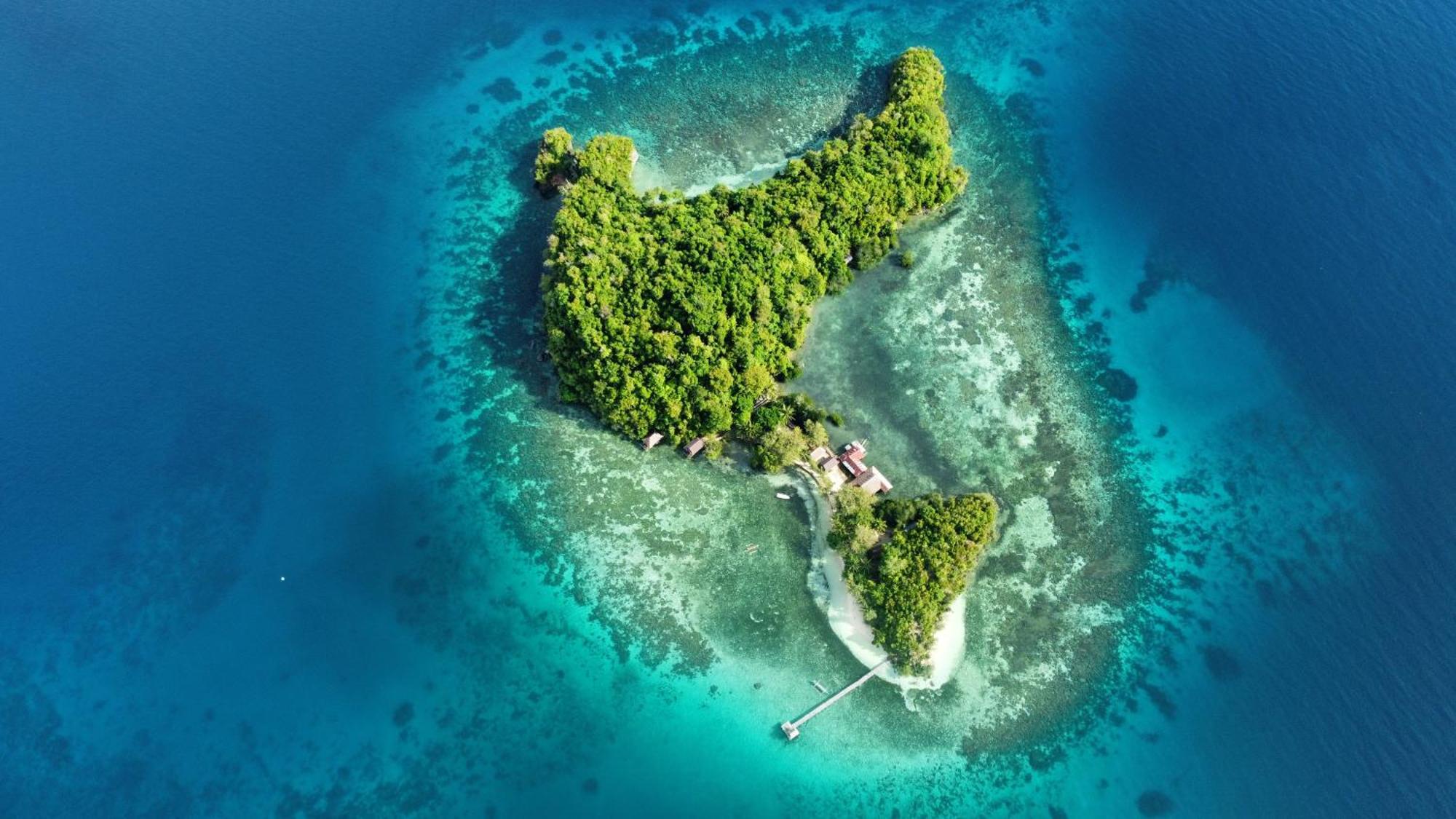 Bolilanga Island Resort - Togean Island Angkayo Екстериор снимка